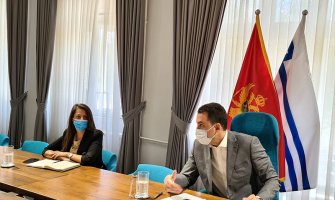 Vuković: Broj zaraženih zastrašujući, nije daleko dan kada ćemo morati da zatvorimo Podgoricu