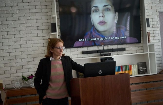 Profesorica Milošević prekinula štrajk glađu