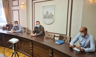 Šćekić: Ne želimo da doprinesmo pogoršanju epidemiološke situacije, ali tražimo od NKT da se preispitaju mjere koje važe za Berane 