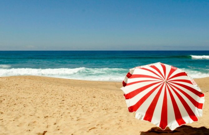 Pretežno sunčano, krajem dana moguć kratkotrajan pljusak