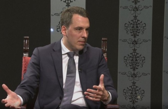 Vuković: Nema zatvaranja Podgorice, nosite maske i dajte primjer drugima