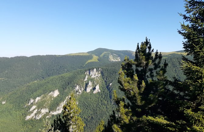 Toplo, do 37 stepeni