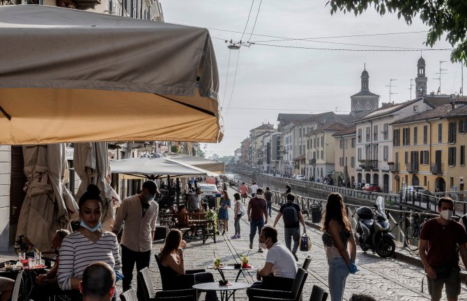 Nova žarišta u Italiji: Mladi sa ljetovanja iz Hrvatske donijeli koronu