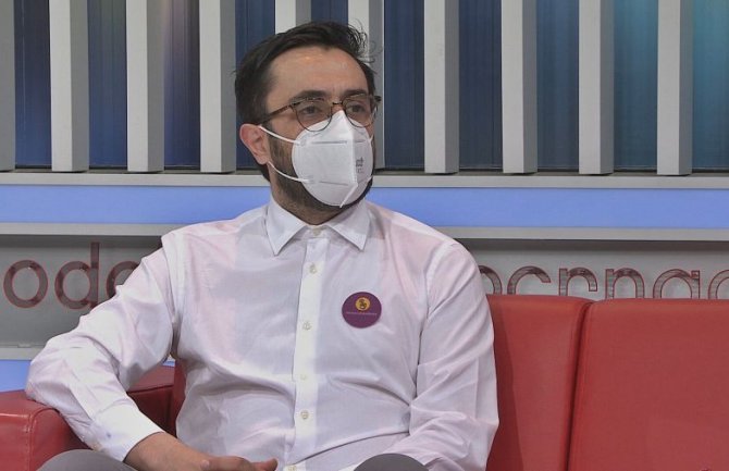 Begić: Rizičniji boravak u kafiću nego odlazak na glasanje