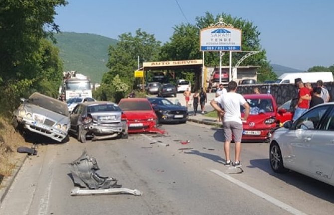 Udes u Lastvi Grbaljskoj, pričinjena velika materijalna šteta(FOTO)