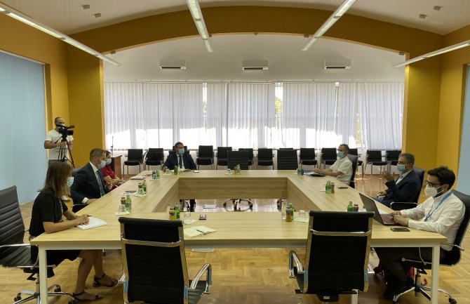 Šehović i Mugoša razgovarali o početku školske godine:  Obrazovni sistem spreman, ali će ispoštovati preporuke