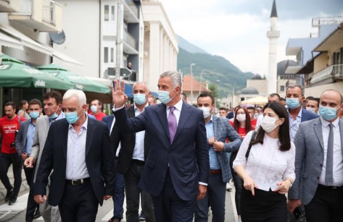 Saradnjom stanovništva, dijaspore i države doprinijeti napretku Gusinja i sjevera