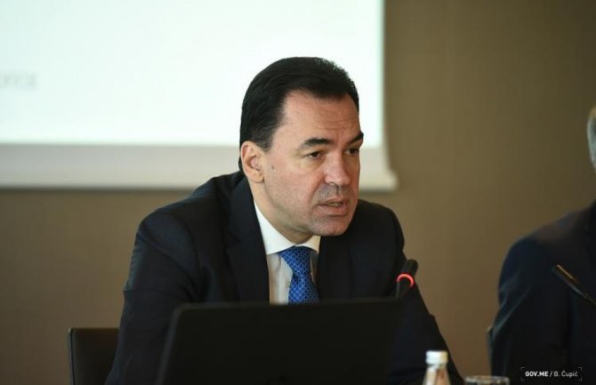 Pažin najavio tužbu protiv Abazovića: Stan sam stekao zakonito