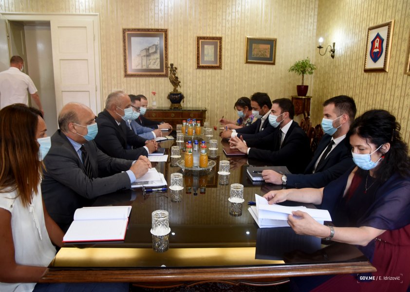 50262737841c14e235689o