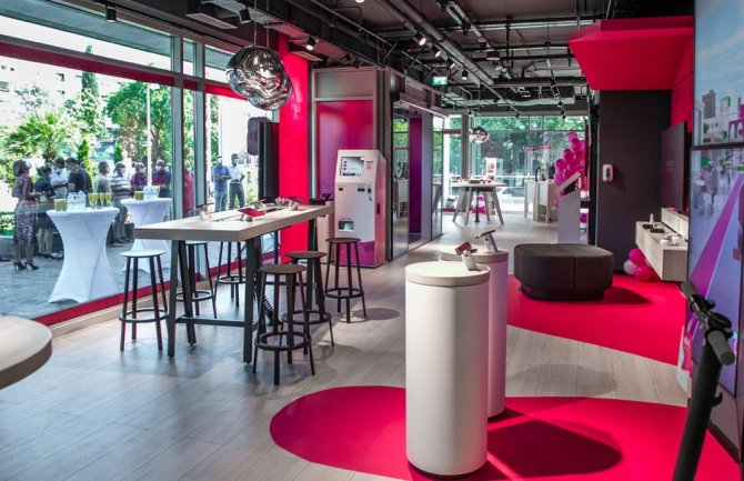 Jedinstveno korisničko iskustvo u novom multimedijalnom i digitalizovanom T-Centru