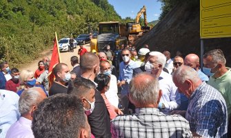 Marković obišao radove na modernizaciji puta Srđevac-Lozna–Sipanje: Ima da se radi dan-noć