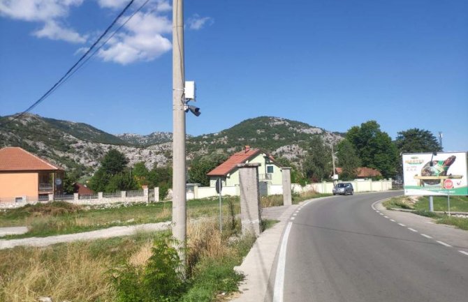 Prijestonica Cetinje postavila video nadzor na četiri gradske saobraćajnice