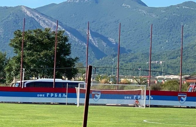 Meč između Grblja i Bokelja nije odigran zbog istaknute zastave druge države 