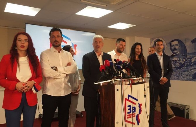 Krivokapić: Ličnosti su nebitne, građani Crne Gore su pobijedili