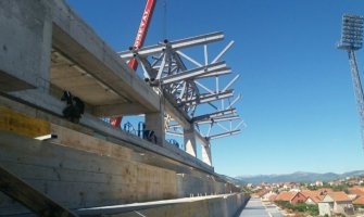 Počela montaža čelične konstrukcije krova na novoj tribini stadiona Sutjeska