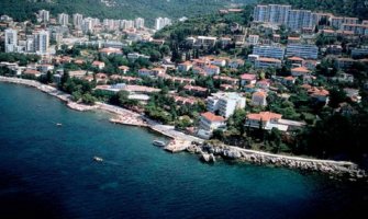 U odnosu na prošlu godinu u Herceg Novom 77% manje gostiju