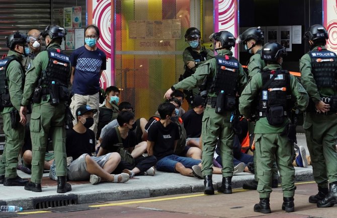 Protesti u Hongkongu: Policija uhapsila najmanje 90 demonstranata