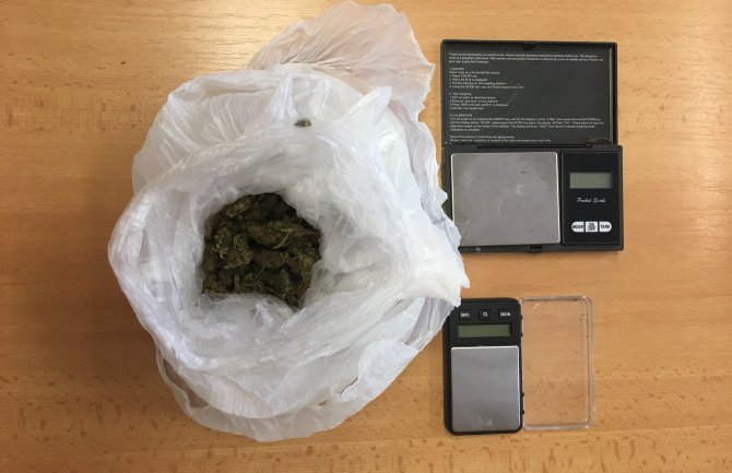 Bjelopoljac uhapšen u Sutomoru zbog ulične prodaje droge