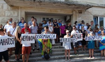 Protest u Budvi: Izgubljeni život ne može se izjednačiti sa 120 sati društveno korisnog rada