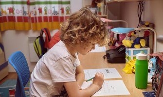  Svakoj školi dozvoliti da samostalno organizuje nastavu shodno mogućnostima