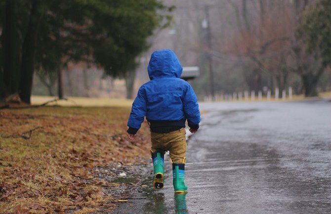 Prijepodne ponegdje kiša, u drugom dijelu dana mjestimično pljuskovi