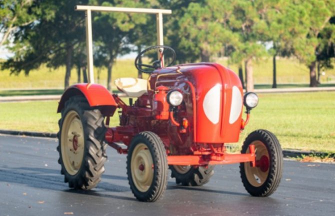 Najsporiji Porše na svijetu: Legendarni njemački proizvođač super automobila proizvodio i traktore