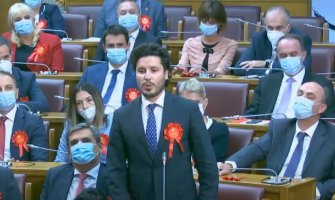 Abazović: Sektore nacionalnih interesa i bezbjednosti da ne vode neozbiljni ljudi