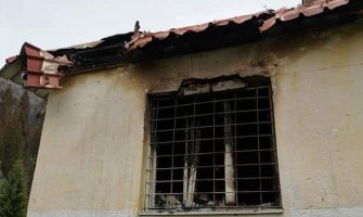 Rožaje: Škola nakon požara nije adaptirana, djeca na nastavu idu u ambulantu