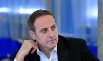 Popović u poslaničkom Klubu sa DPS
