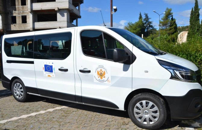 Novo vozilo za Direktorat za vanredne situacije i oprema za prognoziranje hidrometeoroloških prilika