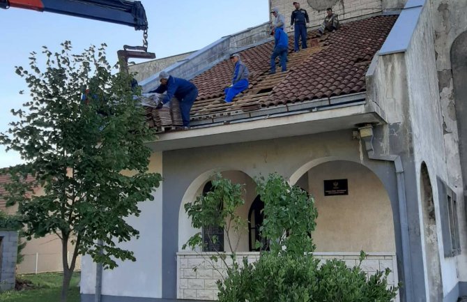 Počela rekonstrukcija škole u Miločanima