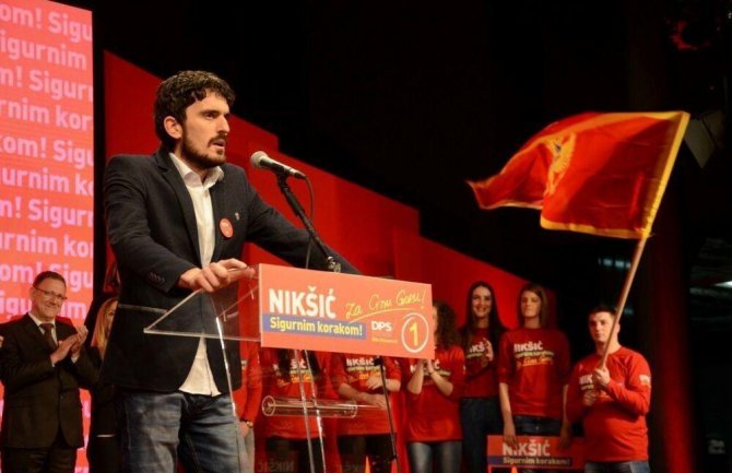 Burić: Ambasador Srbije pobrkao uloge