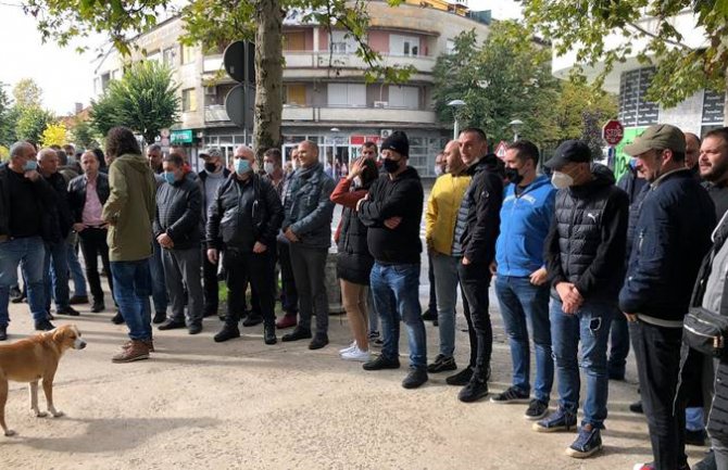 Nikšićki ugostitelji traže od Opštine da im se smanje takse: Imamo totalni ključ u bravu