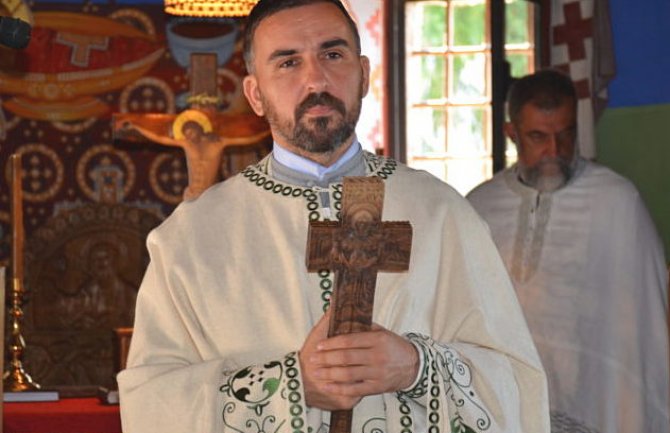 Sahrana Mitropolita Amfilohija može se porediti samo sa sahranom Patrijarha Pavla