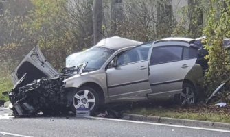 Troje mrtvih u teškom udesu u Hrvatskoj, među stradalima i policajac