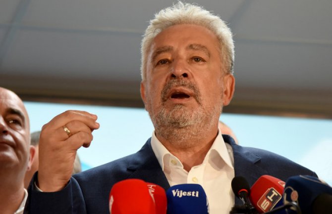 Krivokapić: Nijesam pozitivan na koronavirus