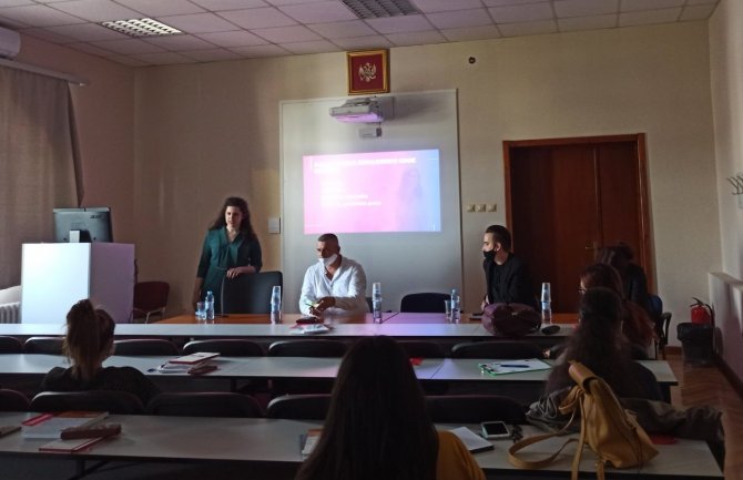 U fokusu medija da ne budu karakteristike već osobe