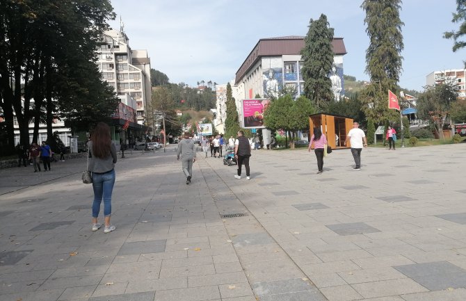 Očekuje se novi talas povećanja obolijevanja, svi ljekari koji su dobili specijalizaciju obavezni da se vrate