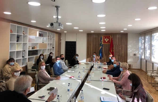 Epidemiološka situacija u Ostrosu pogoršana