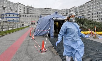 Crni rekord u Italiji: 580 osoba preminulo od korone, više od 35.000 novozaraženih
