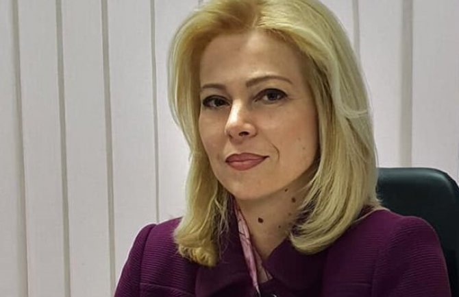 Đurović: Vlada da odgovori da li je u skladu sa zakonom naplaćivanje brzih testova na koronu