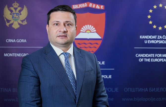 Smolović: Lokalna samouprava imaće obavezu više da obezbijedi i unaprijedi pomoć za visokoškolce