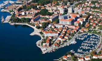 Nova vlast u Tivtu razriješava funkcija DPS-ov kadar