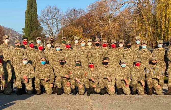 Vojska CG bogatija za 39 oficira