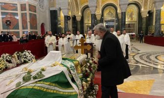  Krivokapić u Beogradu odao počast Irineju