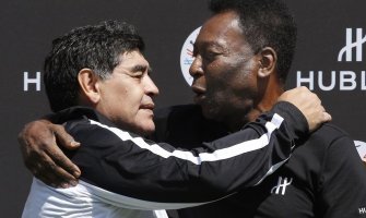 Pele se oprostio od Maradone:  Jednog dana igraćemo fudbal zajedno na nebu