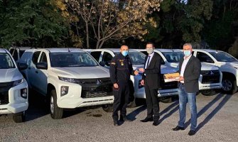 Granična policija od njemačkih kolega dobila deset vozila „Mitsubishi L200“ i zimske uniforme