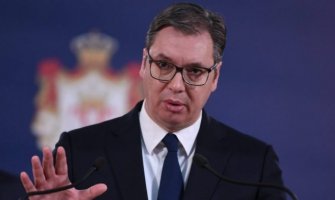 Vučić na sastanku o odnosima s CG