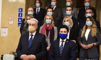 Krivokapić: Neće Crna Gora postati druga srpska država, da porodica bude ćelija našeg bića a ne partija