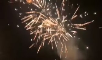 Opština Berane priredila vatromet, slavlje na ulicama gradova